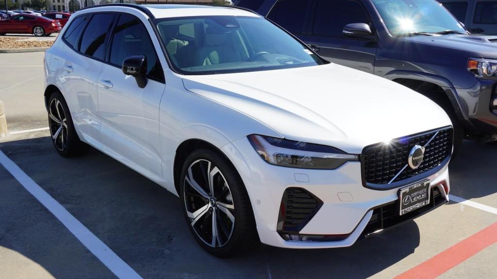 Volvo XC60 2025
