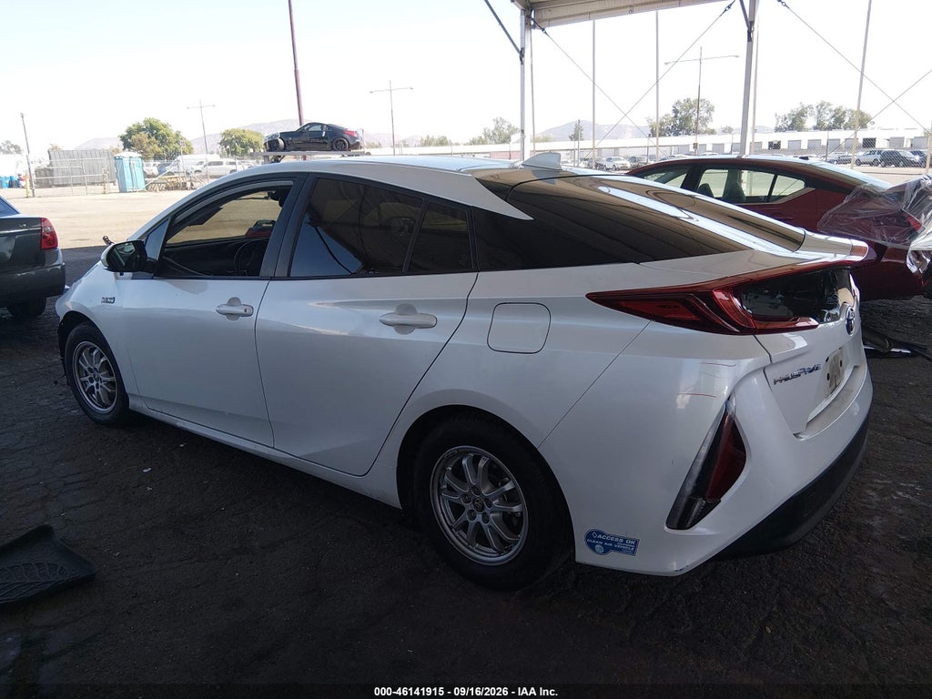 Toyota Prius 2021