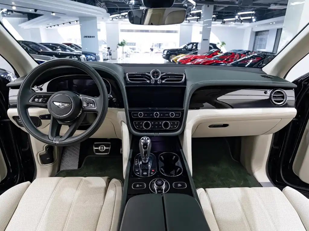 Bentley Bentayga 2021
