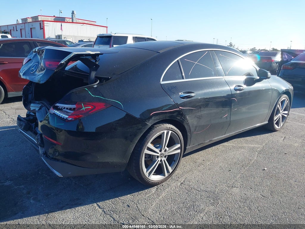 Mercedes-Benz CLA 2022