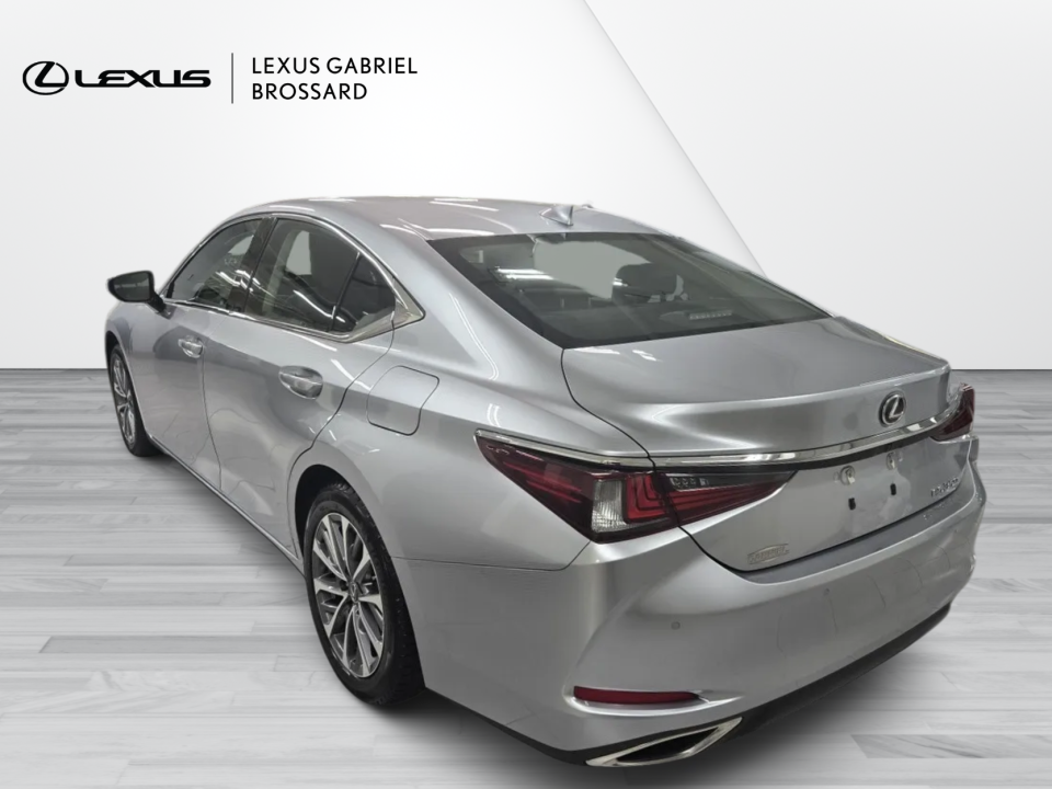 Lexus ES 2023