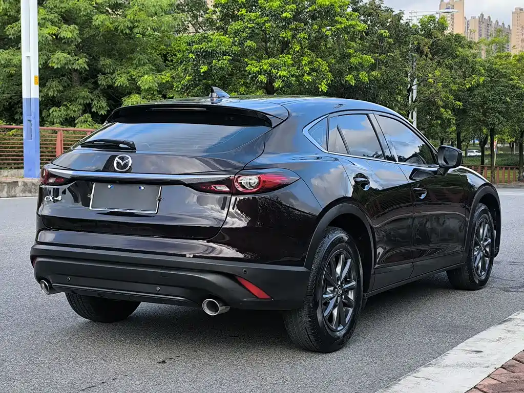 Mazda CX-4 2021