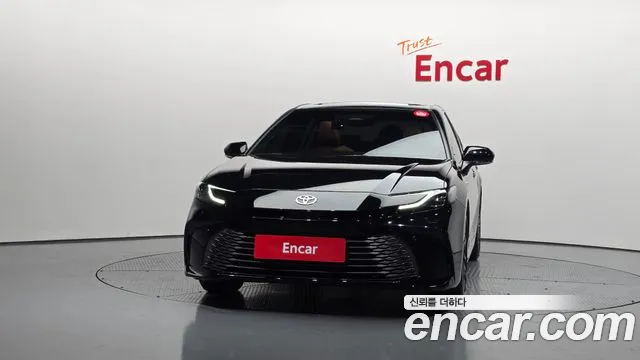 Toyota Camry 2025