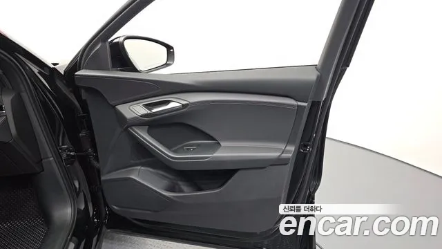 Audi Q6 e-tron 2025