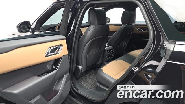 Land Rover Range Rover Velar 2025