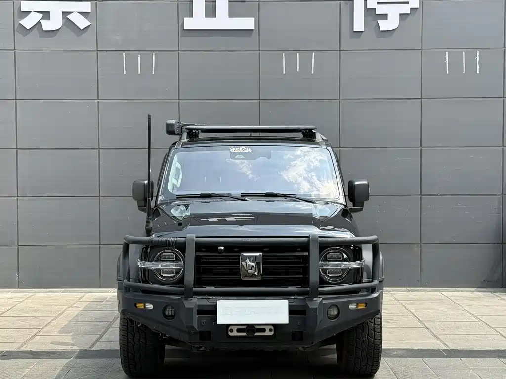 Tank 300 2022