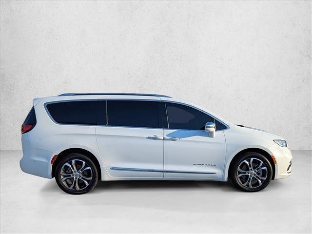 Chrysler Pacifica 2022