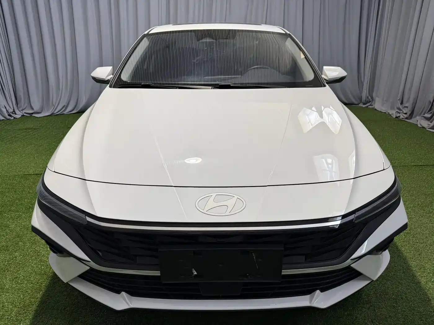 Hyundai Elantra 2023
