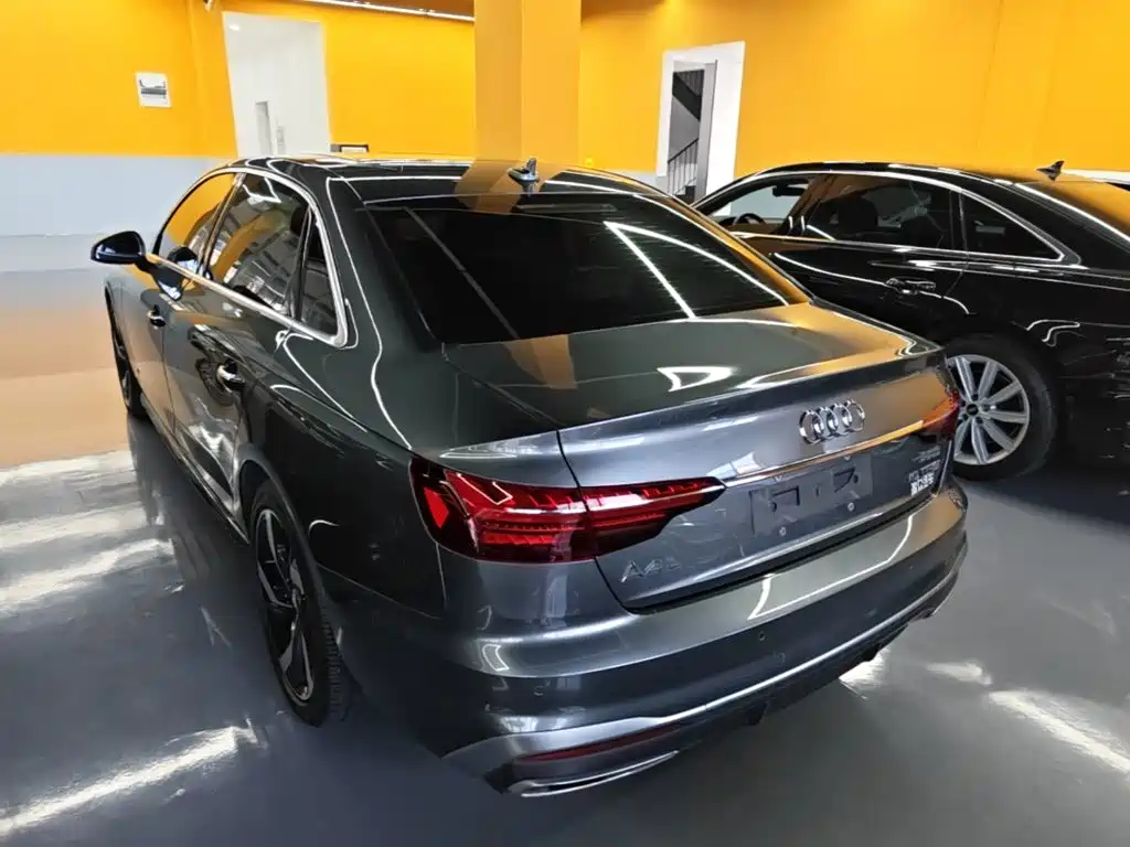 Audi A4 2022