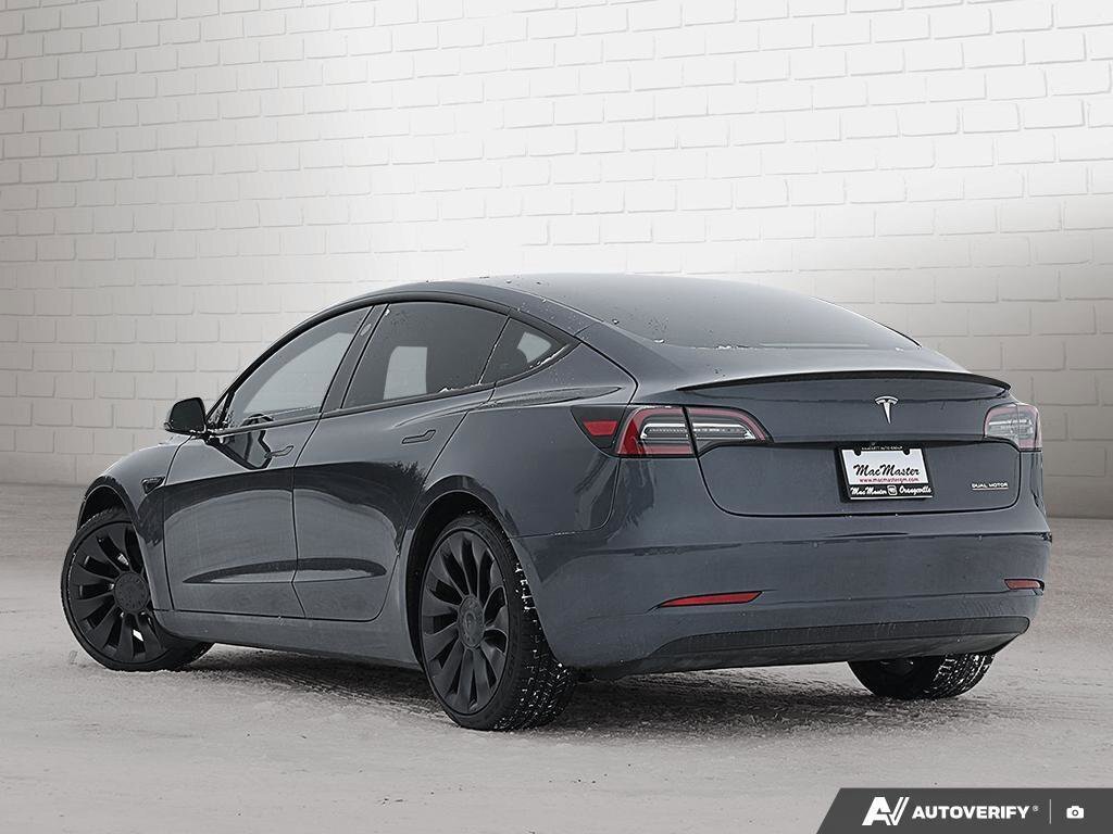Tesla Model 3 2022