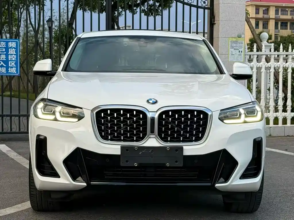 BMW X4 2022