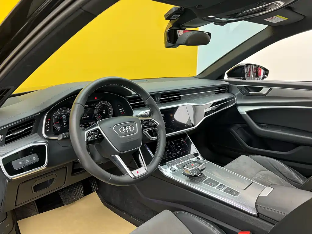 Audi A6 2021