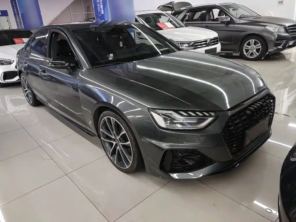 Audi A4 2023
