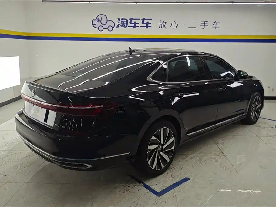 Volkswagen Passat 2022