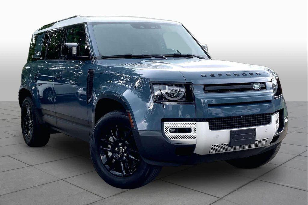 Land Rover Defender 2024