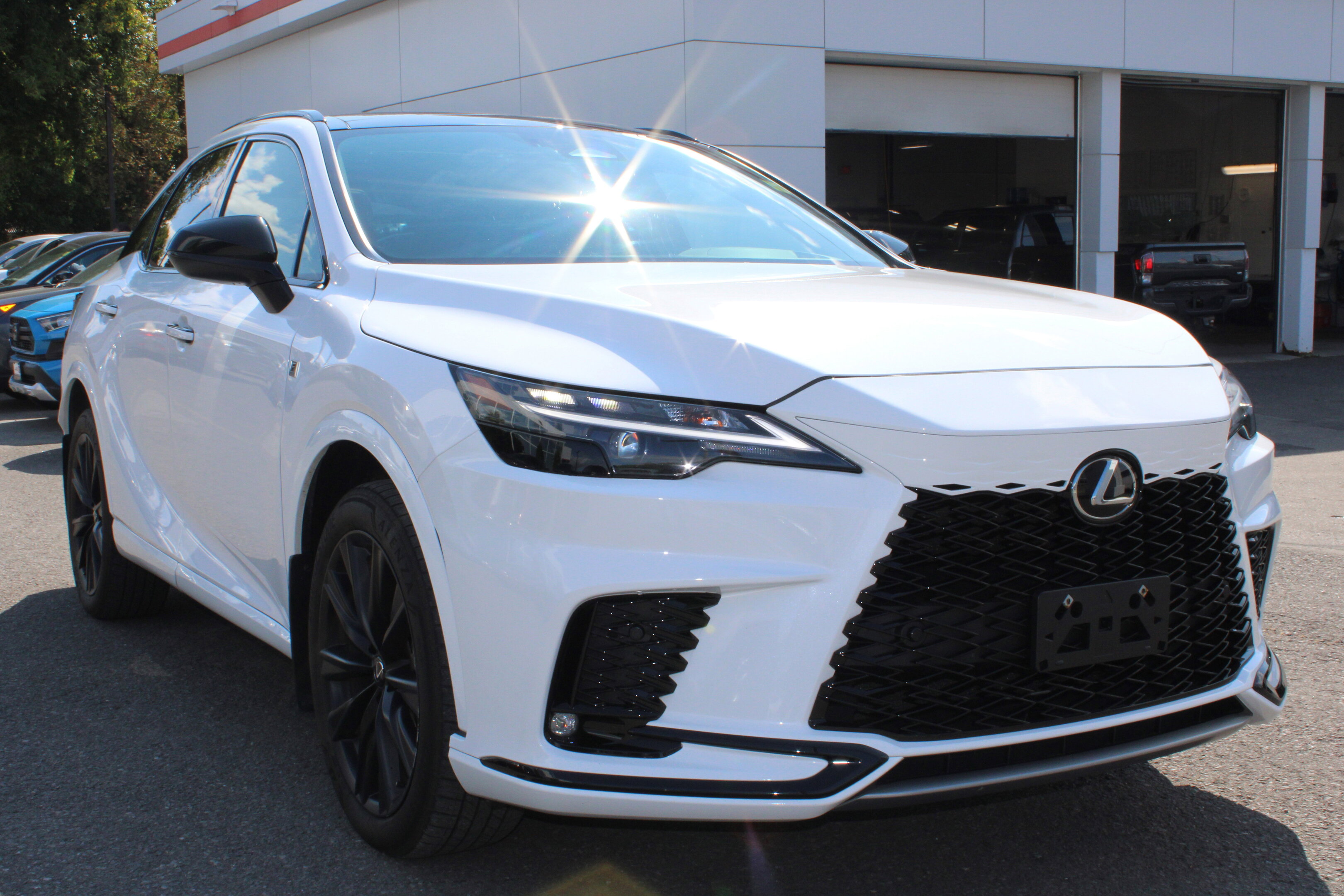 Lexus RX 2023