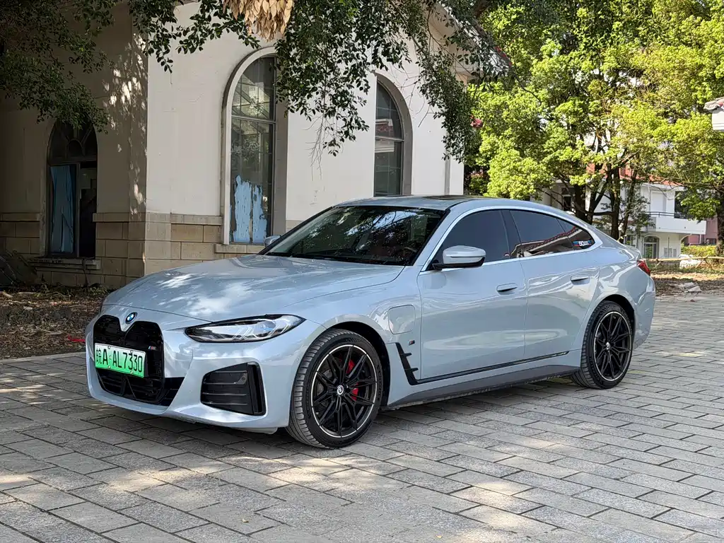 BMW i4 2024