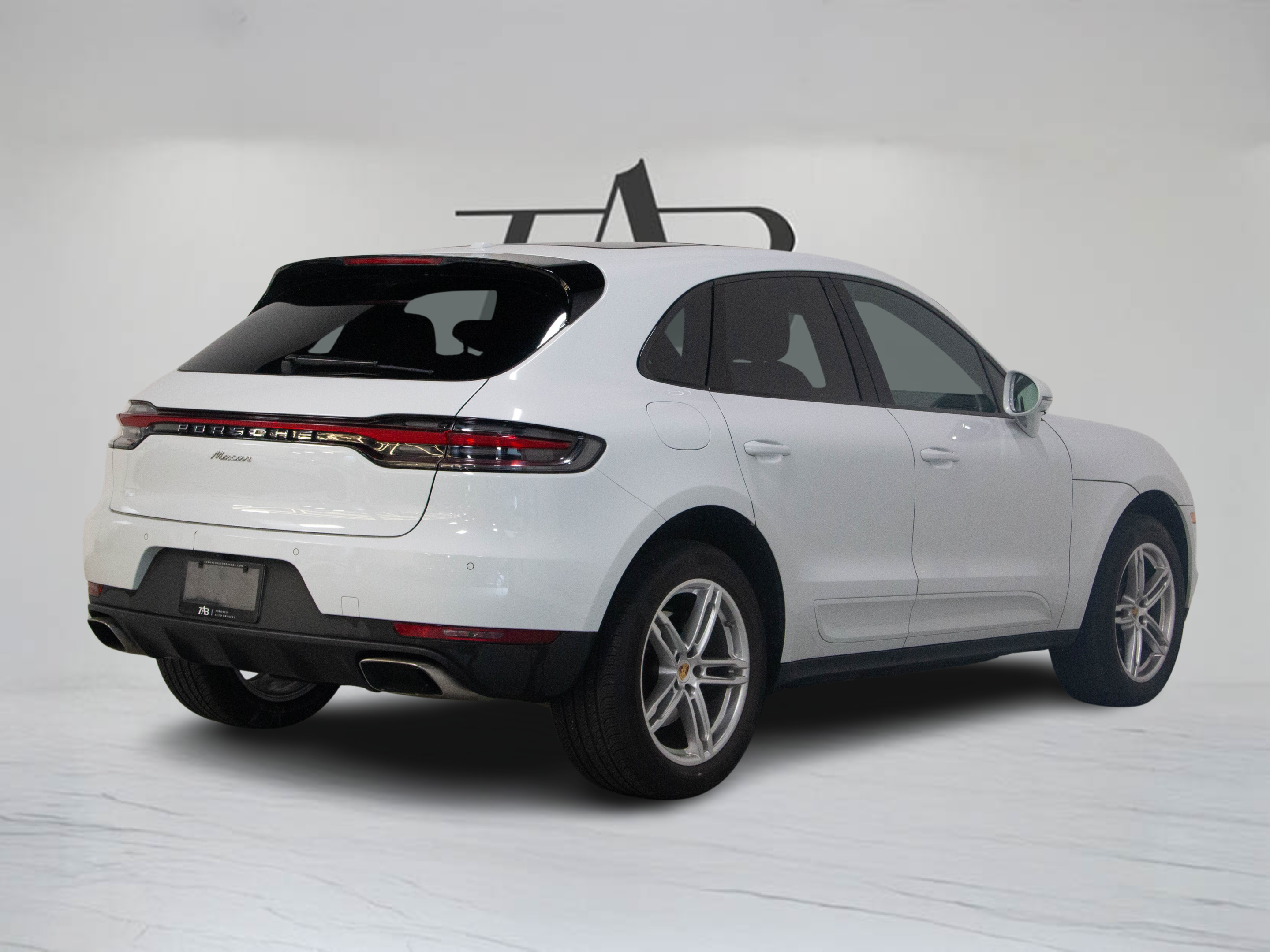 Porsche Macan 2021