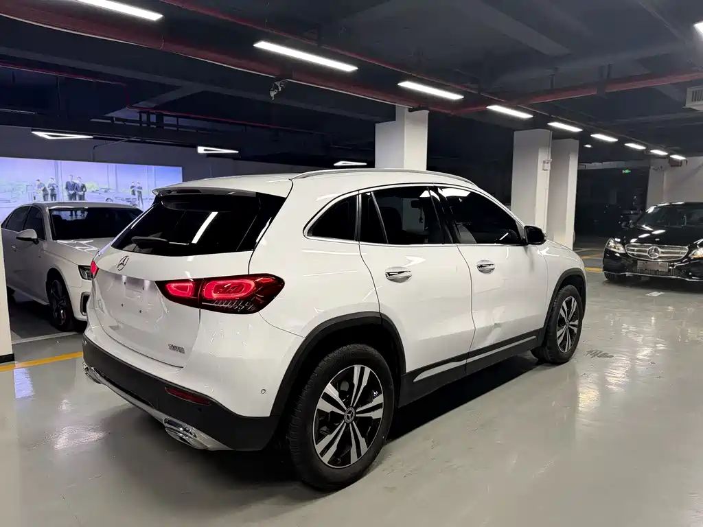 Mercedes-Benz GLA 2022