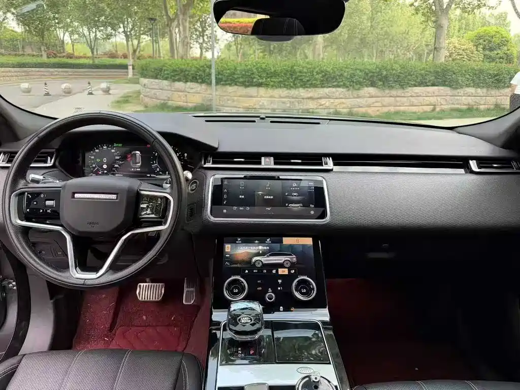 Land Rover Range Rover Velar 2021