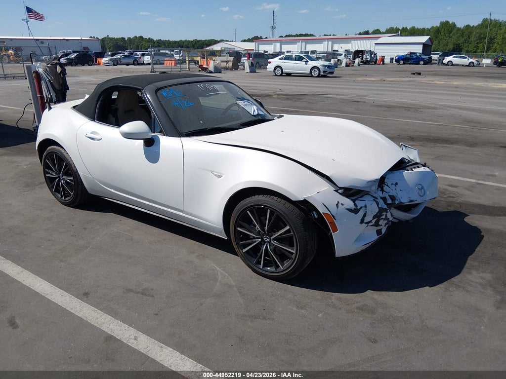 Mazda MX-5 2025