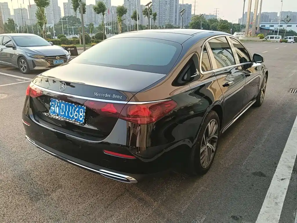 Mercedes-Benz E-Класс 2024