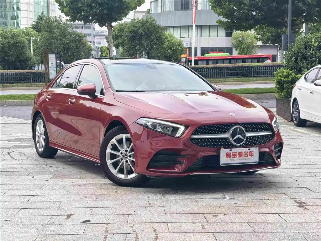 Mercedes-Benz A-Класс 2021