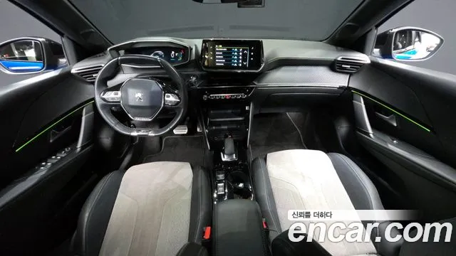 Peugeot 208 2020