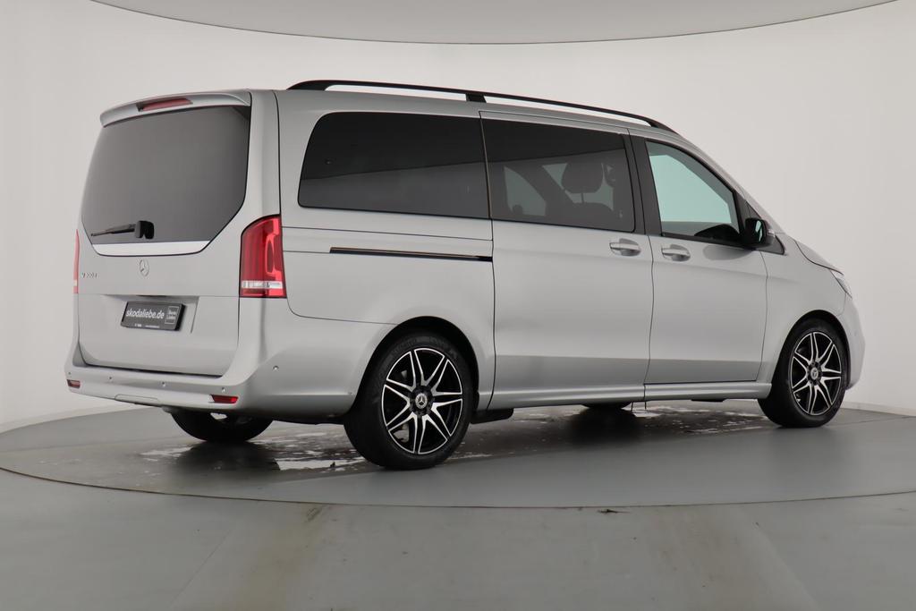 Mercedes-Benz V 300 2022