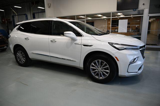 Buick Enclave 2023
