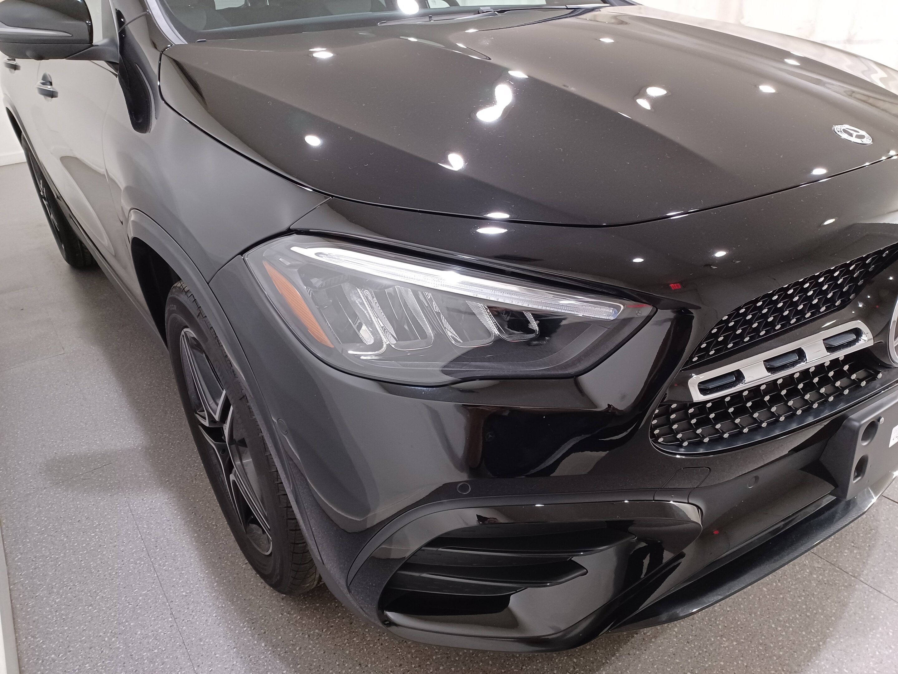 Mercedes-Benz GLA 2024