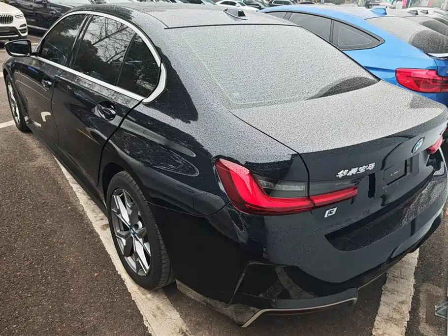BMW i3 2024