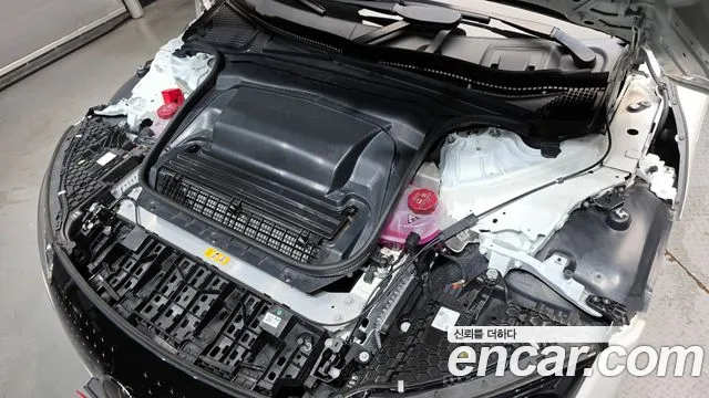 Mercedes-Benz EQE 2023