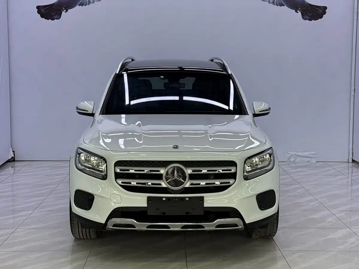 Mercedes-Benz GLB 2021