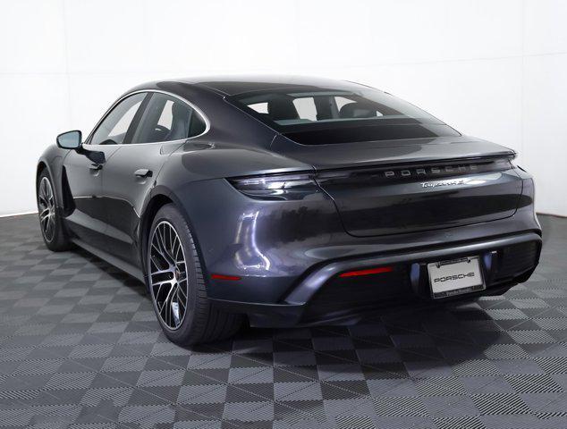 Porsche Taycan 2022