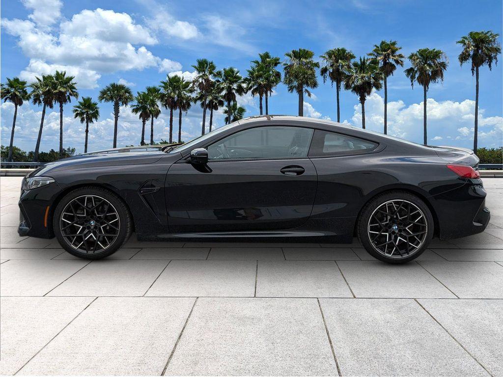 BMW M8 2024