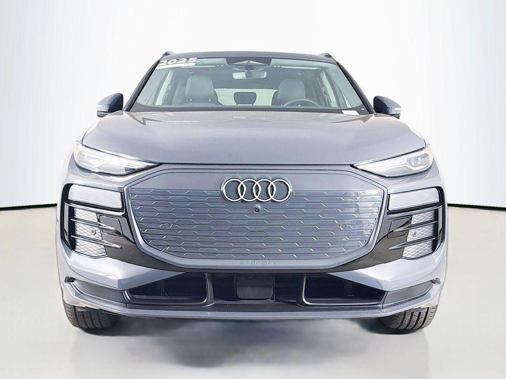 Audi Q6 e-tron 2025