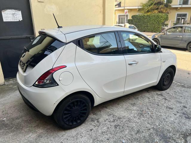 Lancia Ypsilon 2022