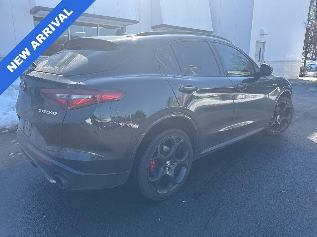 Alfa Romeo Stelvio 2022