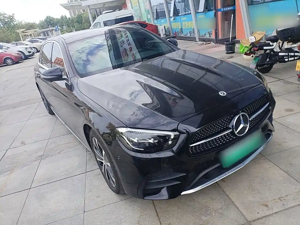 Mercedes-Benz E-Класс 2023