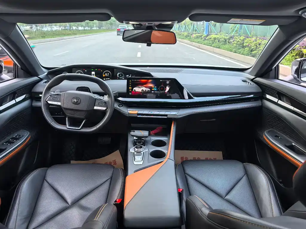 Changan UNI-V 2023