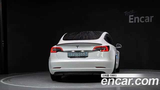 Tesla Model 3 2020