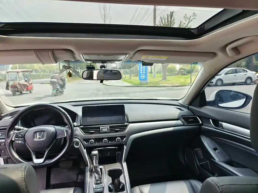 Honda Accord 2022