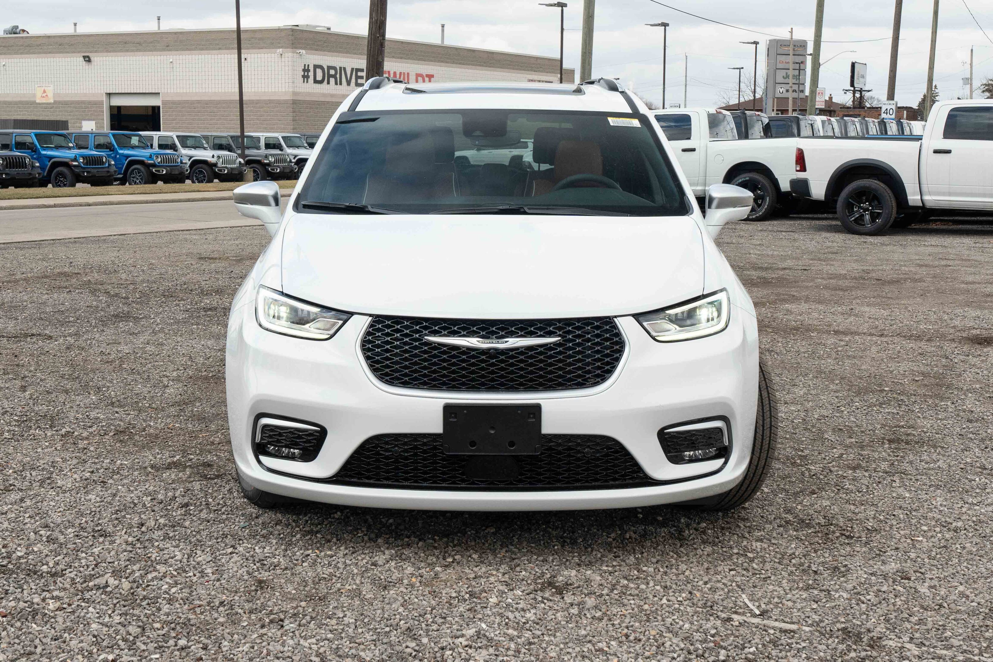 Chrysler Pacifica 2024