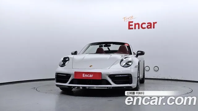 Porsche 911 2021