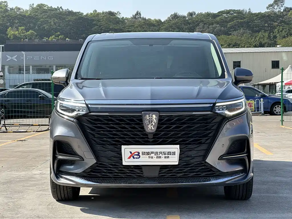 Roewe iMAX8 2021