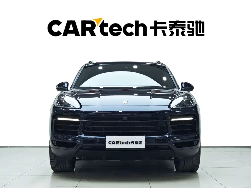 Porsche Cayenne 2022