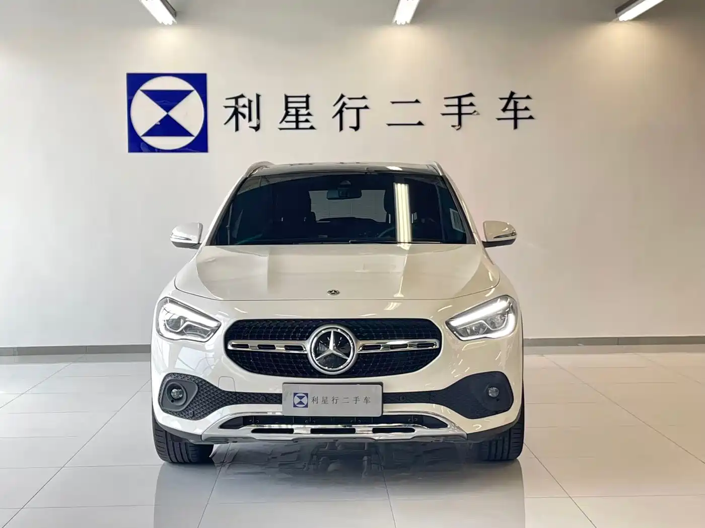 Mercedes-Benz GLA 2023