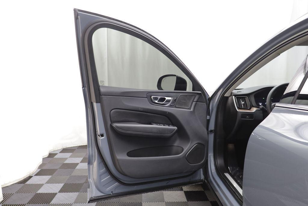 Volvo XC60 2023