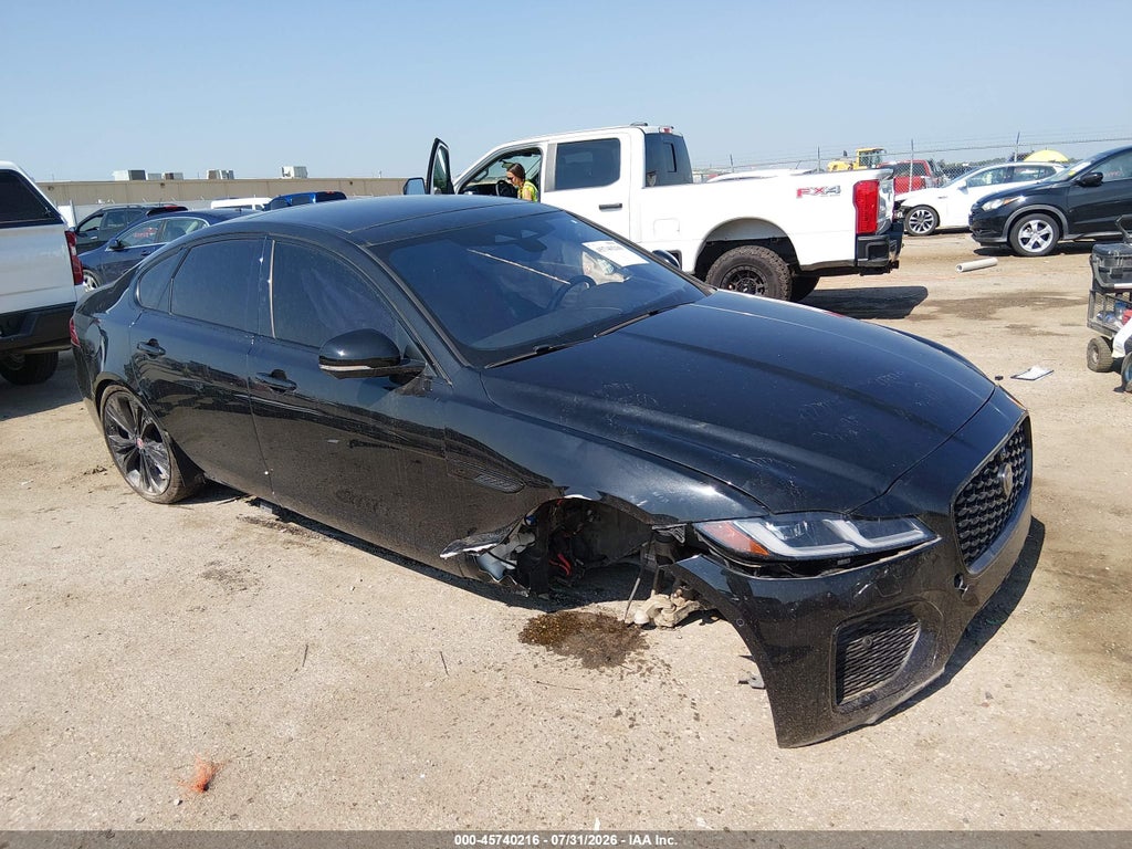 Jaguar XF 2021